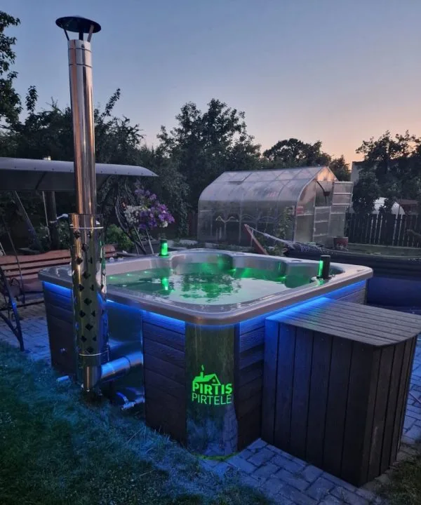 Design selv – Vildmarksbad integreret ovn firkantet 230cm