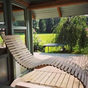 Ergonomisk Solstol i Massivt Aske Træ