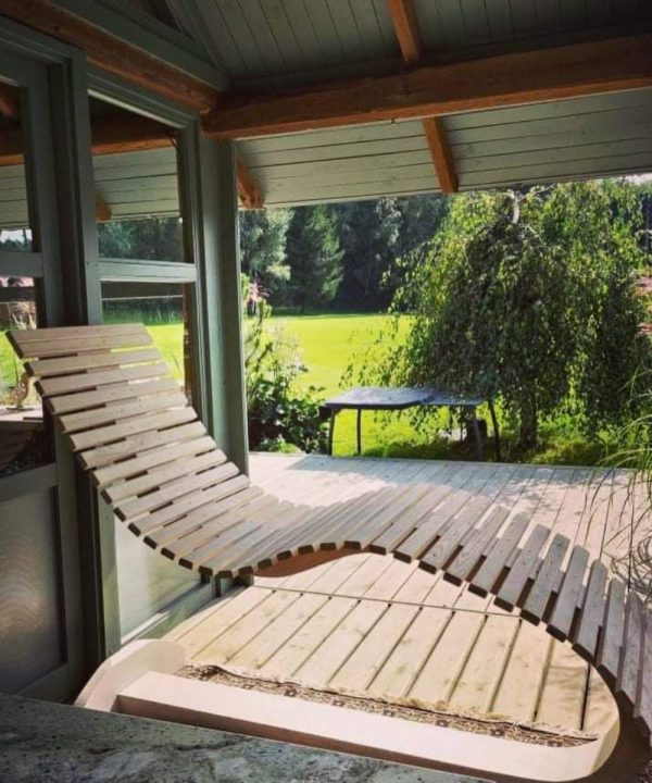 Ergonomisk Solstol i Massivt Aske Træ