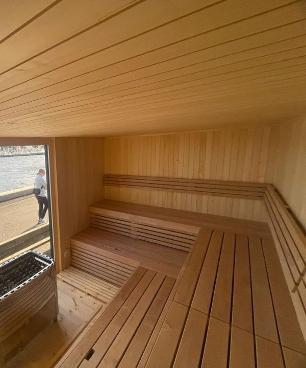 Zoe cube sauna