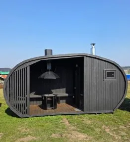 Udendørs sauna med grillområde